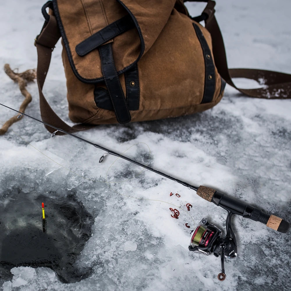 Goture new Portable  Winter Ice Fishing Rods 2 tips Spinning Rod Carbon Fiber Ice pole Ultra-light Carp Fishing Rod